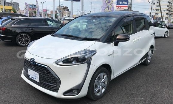 Buy Used 2019 Toyota sienta in Dhaka, Dhaka Buy Used 2019 Toyota sienta in Dhaka, Dhaka