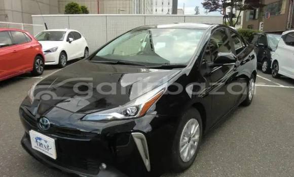 Buy Used 2018 Toyota prius in Dhaka, Dhaka Buy Used 2018 Toyota prius in Dhaka, Dhaka