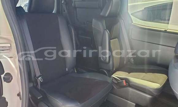 Buy Used 2019 Toyota Noah in Dhaka, Dhaka Buy Used 2019 Toyota Noah in Dhaka, Dhaka