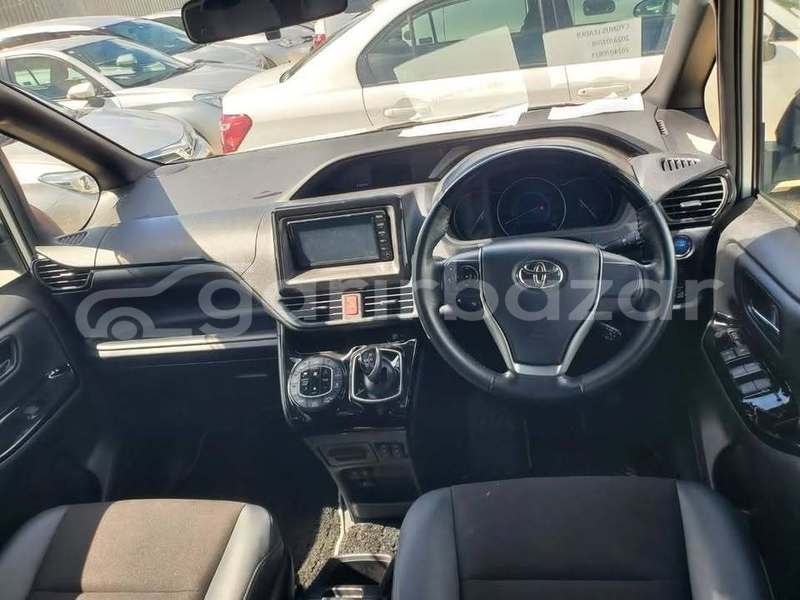 Big with watermark toyota noah dhaka dhaka 46647