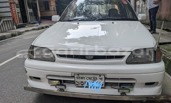 কেনা ব্যবহৃত Toyota starlet White গাড়ী মধ্যে ঢাকা মধ্যে Dhaka কেনা ব্যবহৃত Toyota starlet White গাড়ী মধ্যে ঢাকা মধ্যে Dhaka