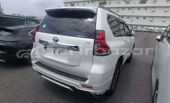 Buy Used 2021 Toyota Land cruiser prado in Dhaka, Dhaka Buy Used 2021 Toyota Land cruiser prado in Dhaka, Dhaka