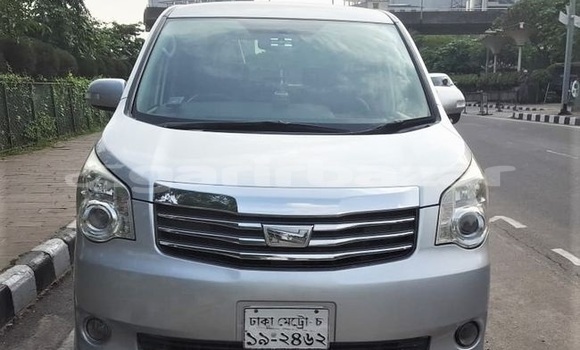 কেনা ব্যবহৃত Toyota Noah Silver গাড়ী মধ্যে ঢাকা মধ্যে Dhaka কেনা ব্যবহৃত Toyota Noah Silver গাড়ী মধ্যে ঢাকা মধ্যে Dhaka