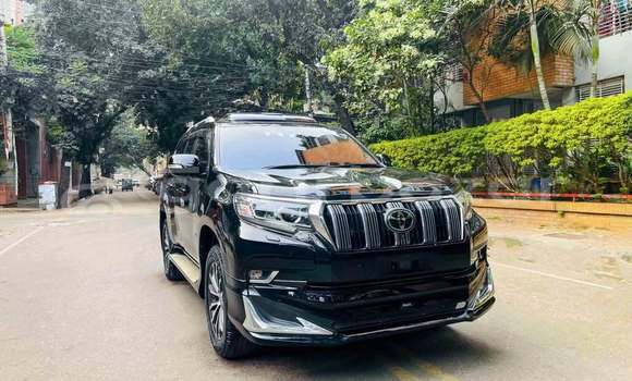 কেনা ব্যবহৃত Toyota Land cruiser-prado Black গাড়ী মধ্যে ঢাকা মধ্যে Dhaka