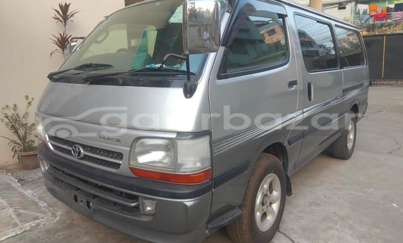 Buy Used 2003 Toyota Hiace in Dhaka, Dhaka Buy Used 2003 Toyota Hiace in Dhaka, Dhaka