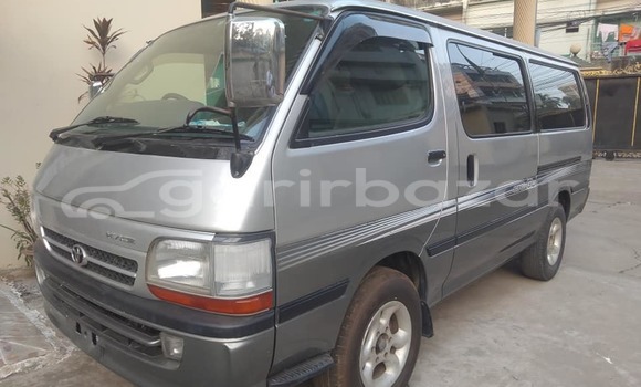Buy Used 2003 Toyota Hiace in Dhaka, Dhaka Buy Used 2003 Toyota Hiace in Dhaka, Dhaka