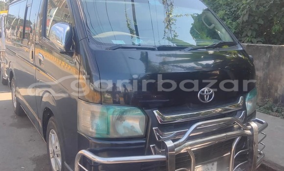 Buy Used 2004 Toyota Hiace in Dhaka, Dhaka Buy Used 2004 Toyota Hiace in Dhaka, Dhaka