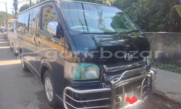 Buy Used 2004 Toyota Hiace in Dhaka, Dhaka Buy Used 2004 Toyota Hiace in Dhaka, Dhaka