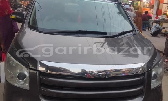 Buy Used 2009 Toyota Noha in Dhaka, Dhaka Buy Used 2009 Toyota Noha in Dhaka, Dhaka