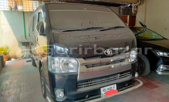 Buy Used 1996 Toyota Hiace in Dhaka, Dhaka Buy Used 1996 Toyota Hiace in Dhaka, Dhaka