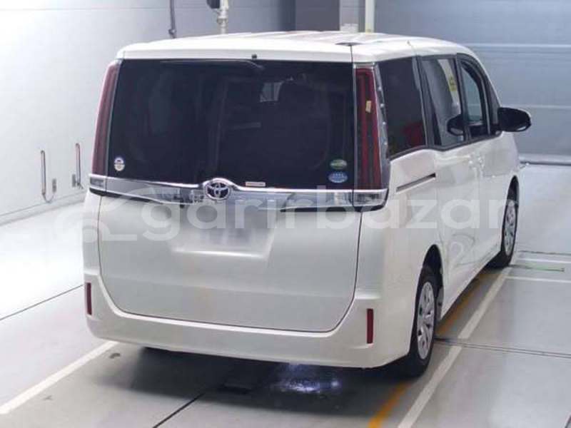 Big with watermark toyota axio dhaka dhaka 46775