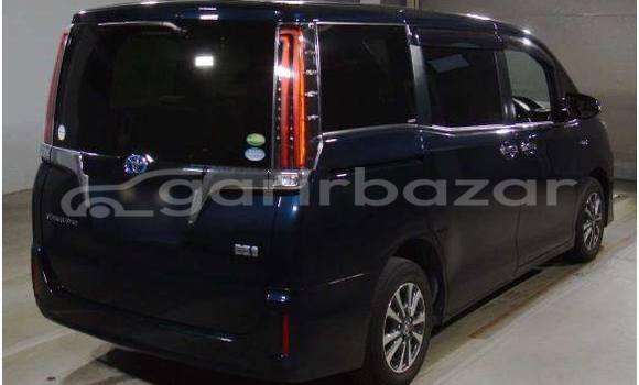 Buy Used 2019 Toyota Esquire in Dhaka, Dhaka Buy Used 2019 Toyota Esquire in Dhaka, Dhaka