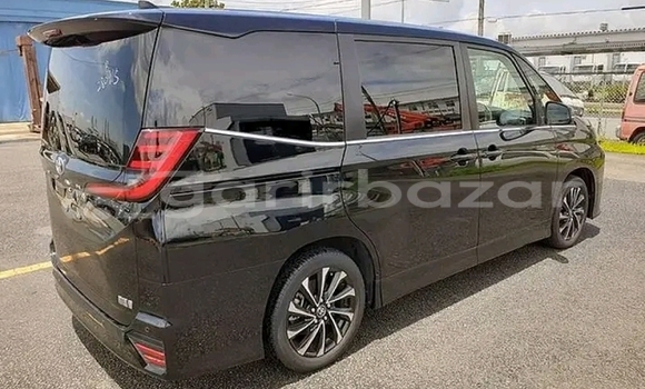 Buy Used Toyota Noah in Bajitpur, Kishorganj Buy Used Toyota Noah in Bajitpur, Kishorganj