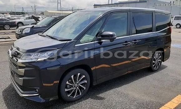 Buy Used Toyota Noah in Bajitpur, Kishorganj Buy Used Toyota Noah in Bajitpur, Kishorganj