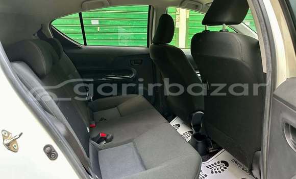 কেনা ব্যবহৃত Toyota Aqua White গাড়ী মধ্যে ঢাকা মধ্যে Dhaka কেনা ব্যবহৃত Toyota Aqua White গাড়ী মধ্যে ঢাকা মধ্যে Dhaka