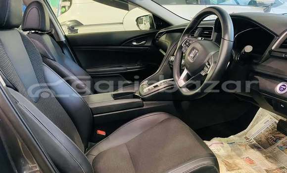 Buy Used 2019 Honda Insight in Dhaka, Dhaka Buy Used 2019 Honda Insight in Dhaka, Dhaka