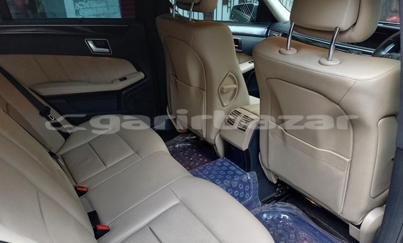 কেনা ব্যবহৃত Mercedes-Benz E200 Silver গাড়ী মধ্যে ঢাকা মধ্যে Dhaka কেনা ব্যবহৃত Mercedes-Benz E200 Silver গাড়ী মধ্যে ঢাকা মধ্যে Dhaka