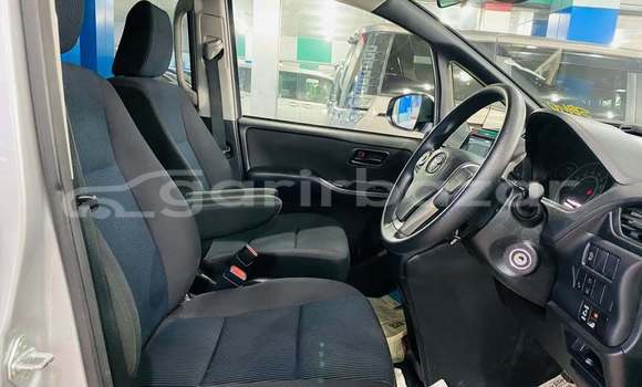 Buy Used 2019 Toyota Noah in Dhaka, Dhaka Buy Used 2019 Toyota Noah in Dhaka, Dhaka