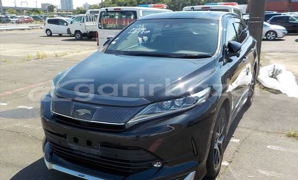 Buy Used 2019 Toyota Harrier in Dhaka, Dhaka Buy Used 2019 Toyota Harrier in Dhaka, Dhaka