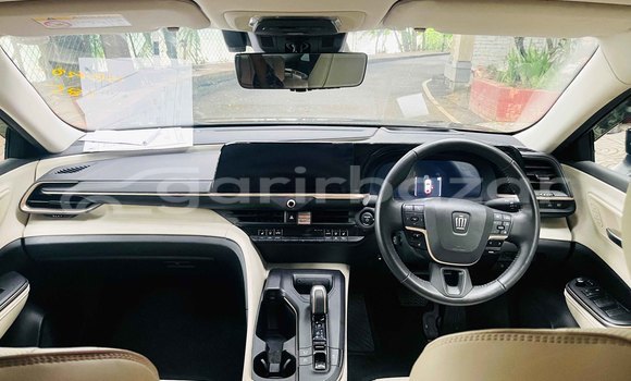 Buy New 2023 Toyota Crown in Dhaka, Dhaka Buy New 2023 Toyota Crown in Dhaka, Dhaka