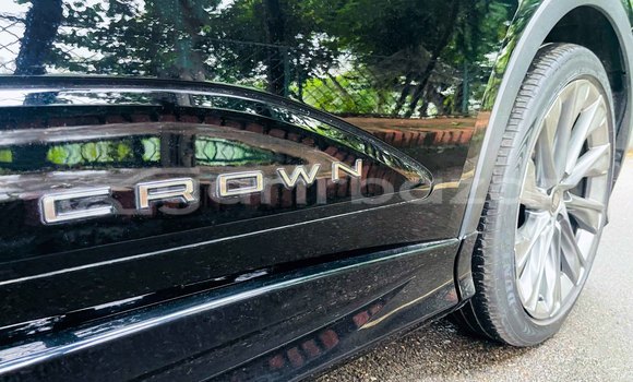 Buy New 2023 Toyota Crown in Dhaka, Dhaka Buy New 2023 Toyota Crown in Dhaka, Dhaka