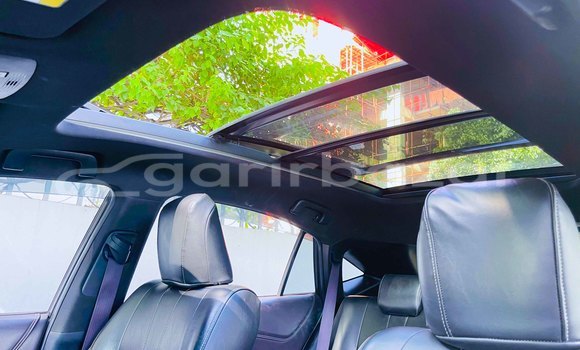 Buy Used 2015 Toyota Harrier in Dhaka, Dhaka Buy Used 2015 Toyota Harrier in Dhaka, Dhaka