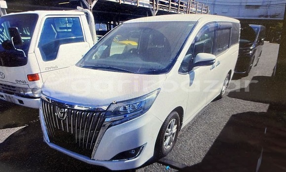 কেনা ব্যবহৃত Toyota Esquire White গাড়ী মধ্যে ঢাকা মধ্যে Dhaka কেনা ব্যবহৃত Toyota Esquire White গাড়ী মধ্যে ঢাকা মধ্যে Dhaka