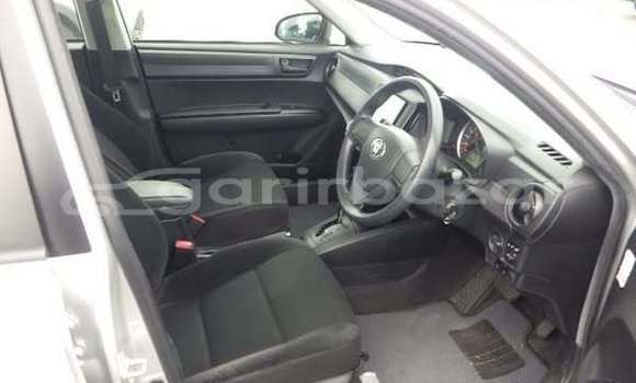 কিনুন ব্যবহৃত Toyota গাড়ী কিনুন ব্যবহৃত Toyota গাড়ী