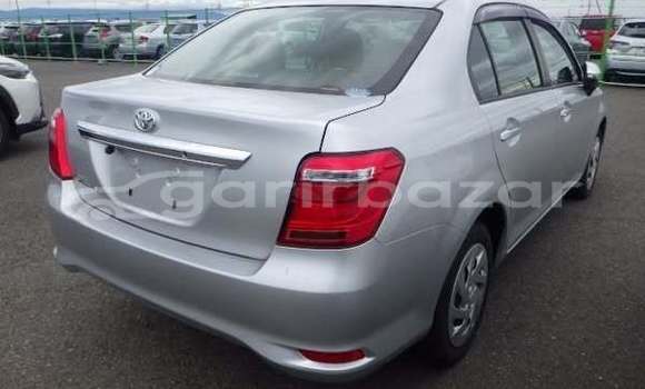কিনুন ব্যবহৃত Toyota গাড়ী কিনুন ব্যবহৃত Toyota গাড়ী