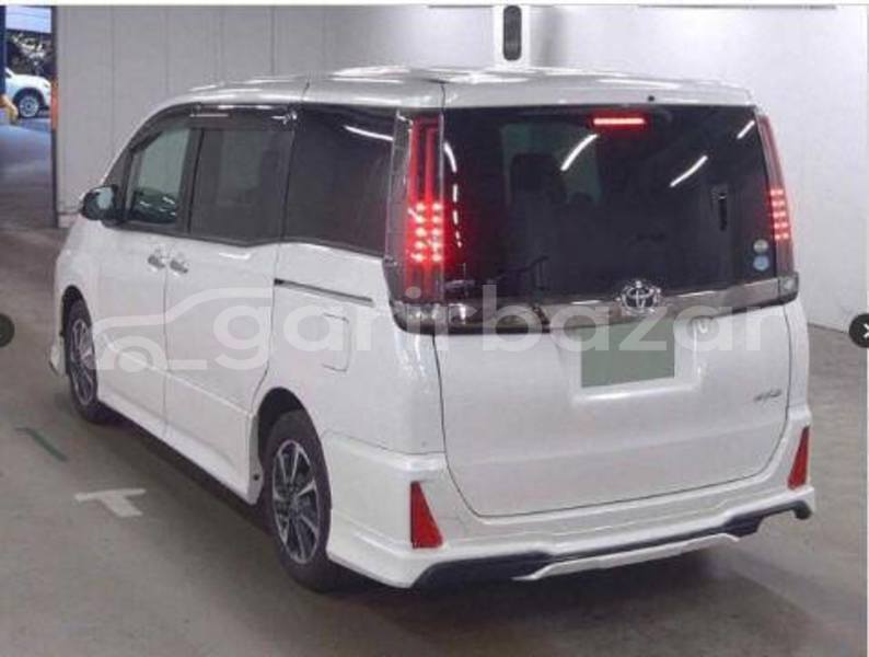 Big with watermark toyota noah dhaka dhaka 46885