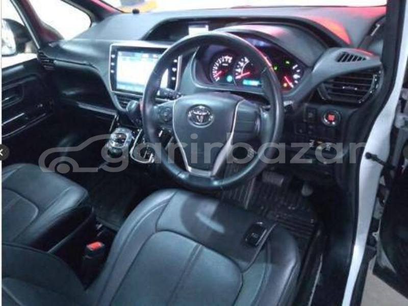 Big with watermark toyota noah dhaka dhaka 46885