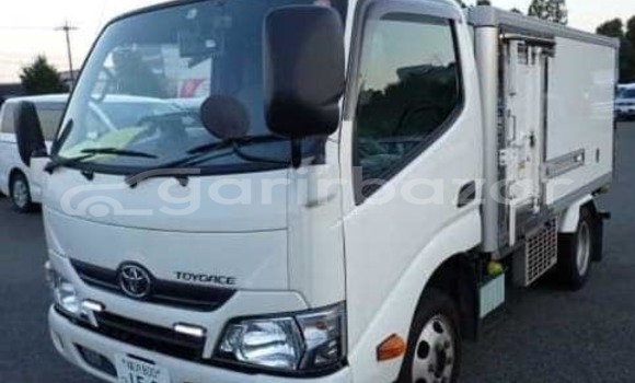 কেনা ব্যবহৃত Toyota Hiace dx freezer (-7)℉ 2018 White গাড়ী মধ্যে ঢাকা মধ্যে Dhaka কেনা ব্যবহৃত Toyota Hiace dx freezer (-7)℉ 2018 White গাড়ী মধ্যে ঢাকা মধ্যে Dhaka