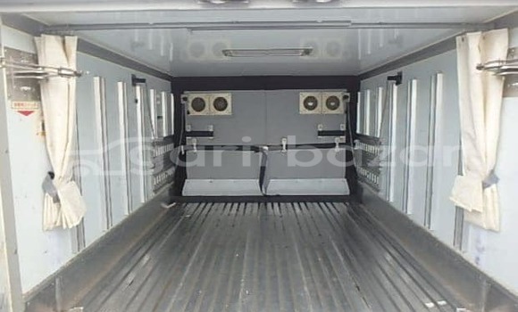 কেনা ব্যবহৃত Toyota Hiace dx freezer (-7)℉ 2018 White গাড়ী মধ্যে ঢাকা মধ্যে Dhaka কেনা ব্যবহৃত Toyota Hiace dx freezer (-7)℉ 2018 White গাড়ী মধ্যে ঢাকা মধ্যে Dhaka