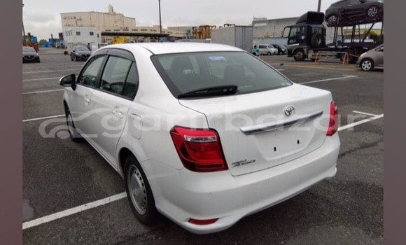 কেনা ব্যবহৃত Toyota axio White গাড়ী মধ্যে ঢাকা মধ্যে Dhaka কেনা ব্যবহৃত Toyota axio White গাড়ী মধ্যে ঢাকা মধ্যে Dhaka