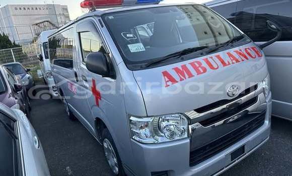 Buy Used 2019 Toyota Hiace in Dhaka, Dhaka Buy Used 2019 Toyota Hiace in Dhaka, Dhaka