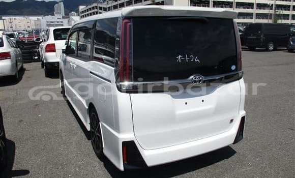 কেনা ব্যবহৃত Toyota Noah White গাড়ী মধ্যে ঢাকা মধ্যে Dhaka কেনা ব্যবহৃত Toyota Noah White গাড়ী মধ্যে ঢাকা মধ্যে Dhaka