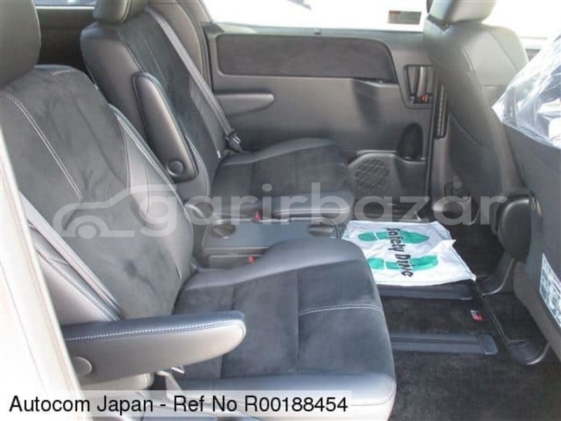 Big with watermark toyota harrier dhaka dhaka 46924