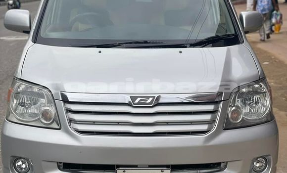 Buy Used 2002 Toyota Noah in Dhaka, Dhaka Buy Used 2002 Toyota Noah in Dhaka, Dhaka