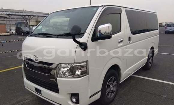 Buy Used 2021 Toyota Harrier in Dhaka, Dhaka Buy Used 2021 Toyota Harrier in Dhaka, Dhaka