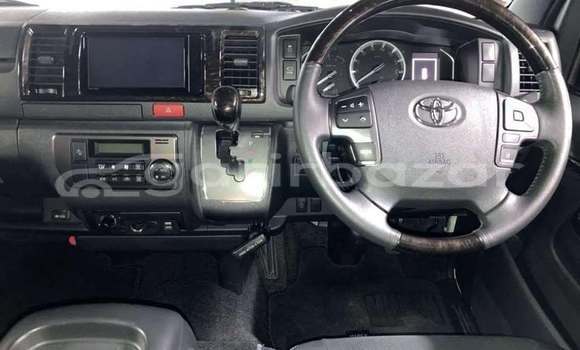 Buy Used 2021 Toyota Harrier in Dhaka, Dhaka Buy Used 2021 Toyota Harrier in Dhaka, Dhaka