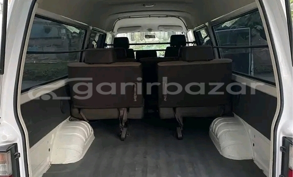 Buy Used Mazda Millenia in Bandarban, Bandarban Buy Used Mazda Millenia in Bandarban, Bandarban