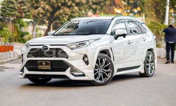 কেনা ব্যবহৃত Toyota RAV4 White গাড়ী মধ্যে ঢাকা মধ্যে Dhaka কেনা ব্যবহৃত Toyota RAV4 White গাড়ী মধ্যে ঢাকা মধ্যে Dhaka