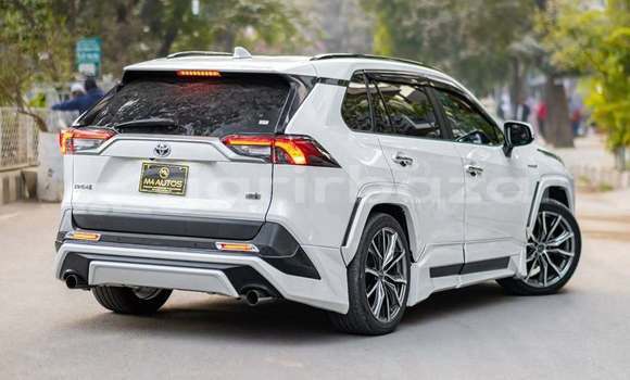 কেনা ব্যবহৃত Toyota RAV4 White গাড়ী মধ্যে ঢাকা মধ্যে Dhaka কেনা ব্যবহৃত Toyota RAV4 White গাড়ী মধ্যে ঢাকা মধ্যে Dhaka