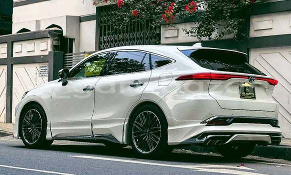 Buy Used 2020 Toyota Harrier in Dhaka, Dhaka Buy Used 2020 Toyota Harrier in Dhaka, Dhaka