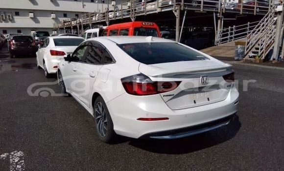 কেনা ব্যবহৃত Honda Insight White গাড়ী মধ্যে ঢাকা মধ্যে Dhaka কেনা ব্যবহৃত Honda Insight White গাড়ী মধ্যে ঢাকা মধ্যে Dhaka