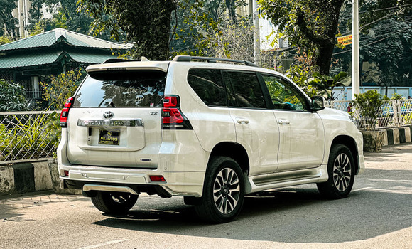 Buy Used 2021 Toyota Land cruiser prado in Dhaka, Dhaka Buy Used 2021 Toyota Land cruiser prado in Dhaka, Dhaka