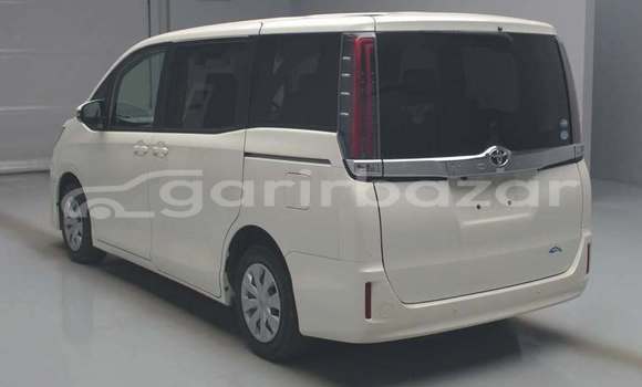 কেনা ব্যবহৃত Toyota Noah White গাড়ী মধ্যে ঢাকা মধ্যে Dhaka কেনা ব্যবহৃত Toyota Noah White গাড়ী মধ্যে ঢাকা মধ্যে Dhaka
