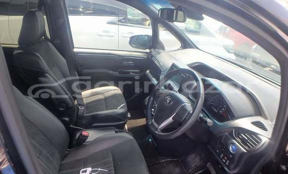 কেনা ব্যবহৃত Toyota Esquire Black গাড়ী মধ্যে ঢাকা মধ্যে Dhaka কেনা ব্যবহৃত Toyota Esquire Black গাড়ী মধ্যে ঢাকা মধ্যে Dhaka