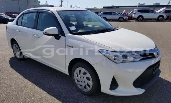 কেনা ব্যবহৃত Toyota axio White গাড়ী মধ্যে ঢাকা মধ্যে Dhaka কেনা ব্যবহৃত Toyota axio White গাড়ী মধ্যে ঢাকা মধ্যে Dhaka