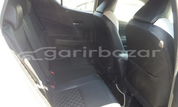 Buy Used 2019 Toyota CH-R in Dhaka, Dhaka Buy Used 2019 Toyota CH-R in Dhaka, Dhaka